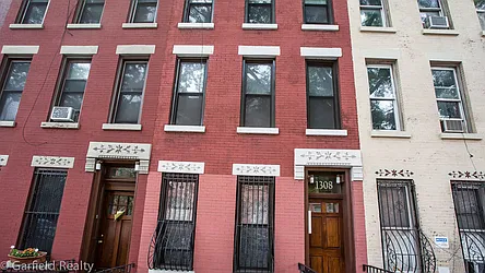 Rented by Garfield Realty 