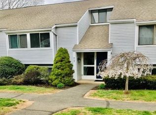 77 Brookwood Dr APT B, Rocky Hill, CT 06067