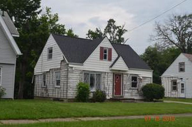 1st image of 1008 Winton Ave
