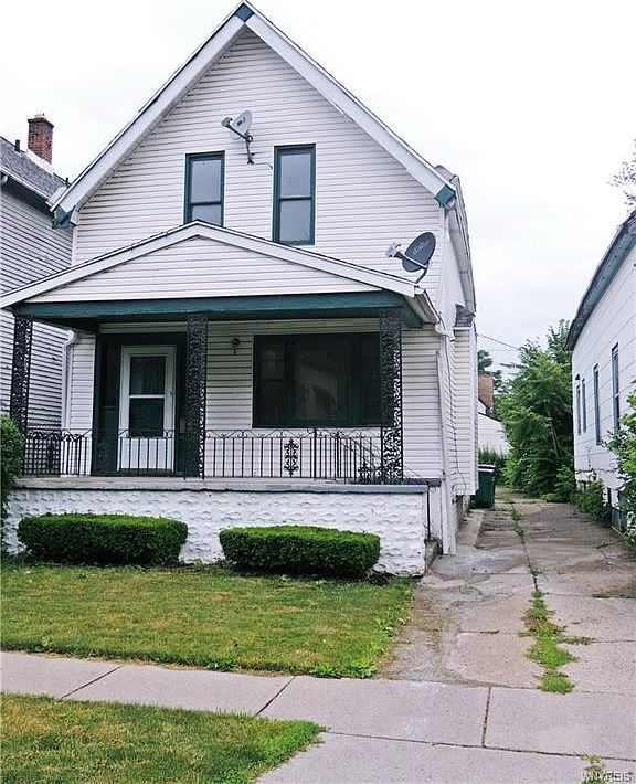 1st image of 12 Frankfort Ave