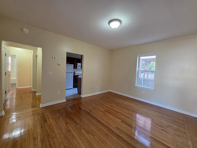 310 Edgewood Ave #D — Photo 7