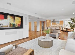 220 Rittenhouse Square, Philadelphia, PA 19103