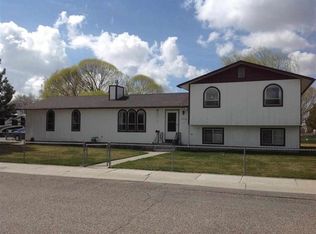 3933 Northern Lights Dr, Pocatello, ID 83201