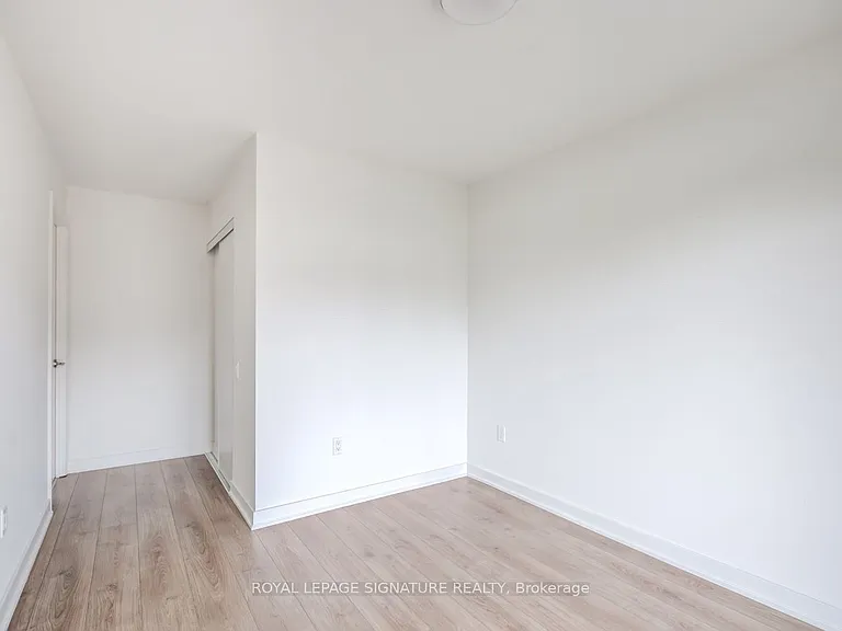 775 King St W #202 — Photo 3