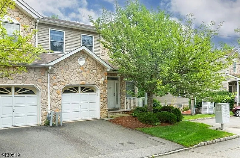 3 bed, 1750 sqft, $3,700 — Photo 4