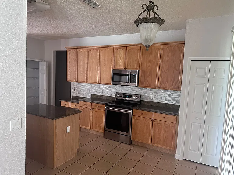 2914 River Birch Dr — Photo 40