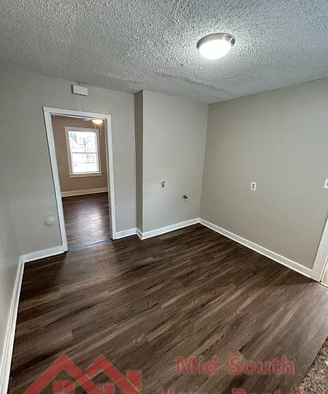 253 Silverage Ave — Photo 6