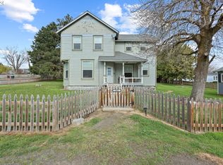 608 McCoy St, Moro, OR 97039