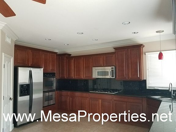 4th image of 16138 Maricopa Ln