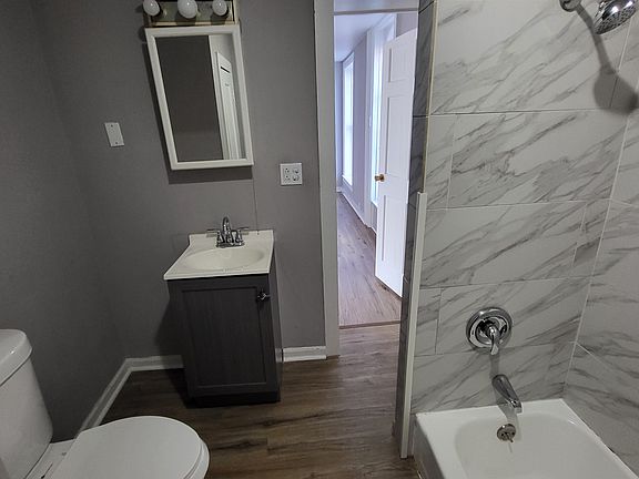 4th image of 66 S Elmwood Dr APT 1