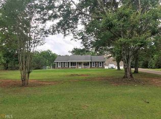 498 Waterview Dr, Lagrange, GA 30240