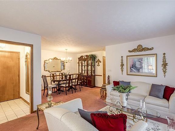 5th image of 1500 Cross Creek Cir