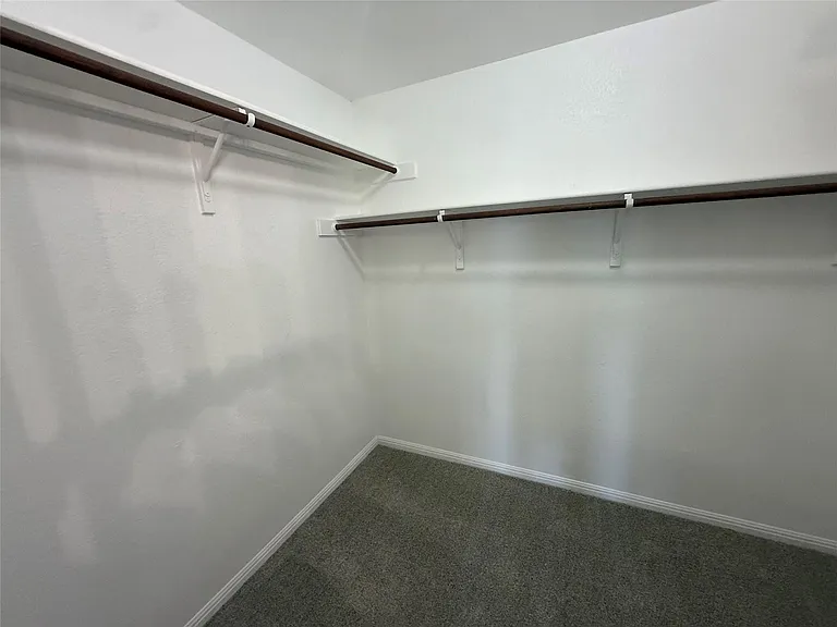 9204 Magna Carta Loop — Photo 15