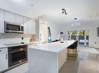 123 SW 17th Rd APT 104, Miami, FL 33129