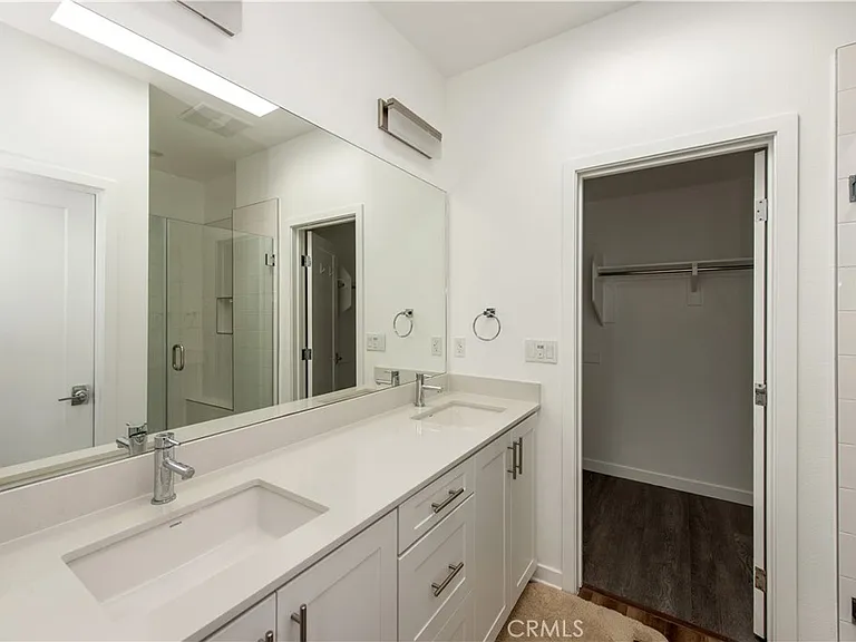 2208 Synergy — Photo 13