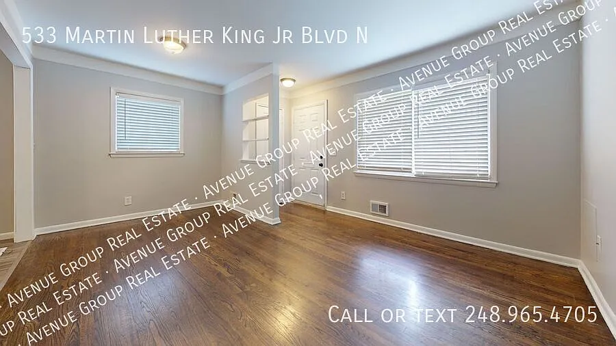 3-Bedroom Brick Ranch for Lease in Pontiac, MI — Photo 4