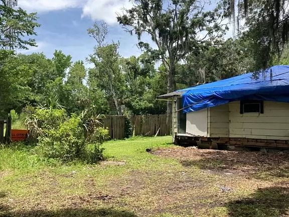 5th image of 160 NE 10th St