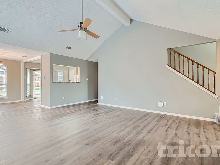 8316 Auburn Dr — Photo 16