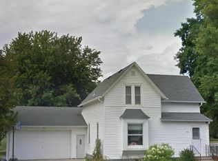 305 2nd St NW, New Richland, MN 56072
