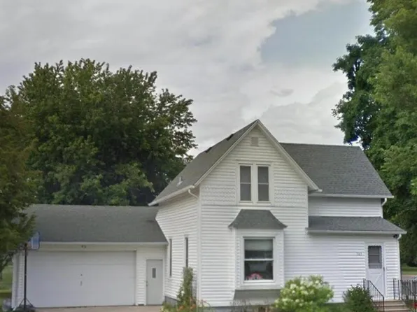 305 2nd St NW, New Richland, MN 56072