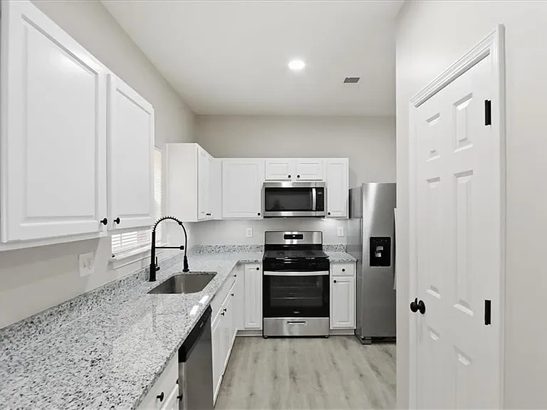 5630 Lawley Dr — Photo 21