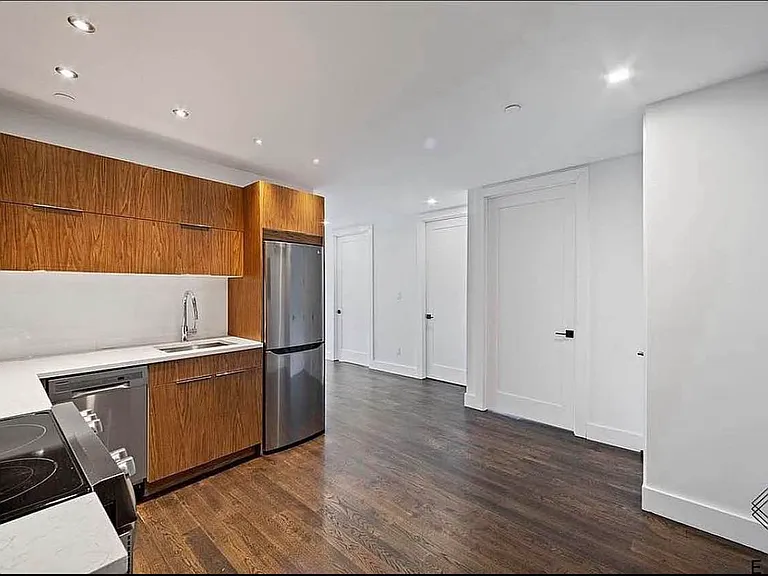 495 Saint Johns Pl #5B — Photo 4
