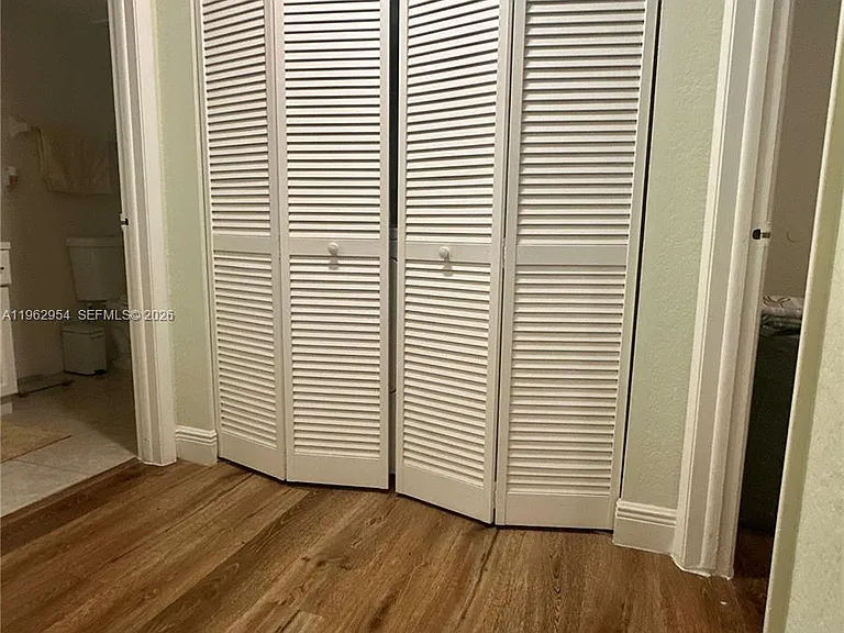 8235 Lake Dr #204 — Photo 14