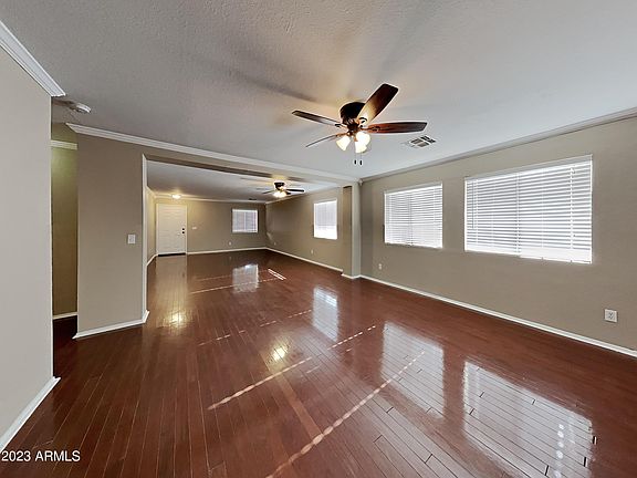 4th image of 5231 E FLORIAN Avenue