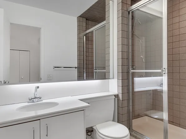 135 West 70th Street image 24 of 25