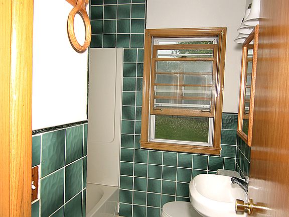Upstairs Bathroom
