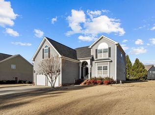 108 Old York Cir, Clayton, NC 27527