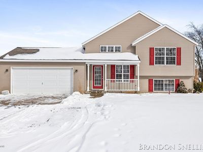 13838 Olin Lakes Dr NE, Sparta, MI, 49345