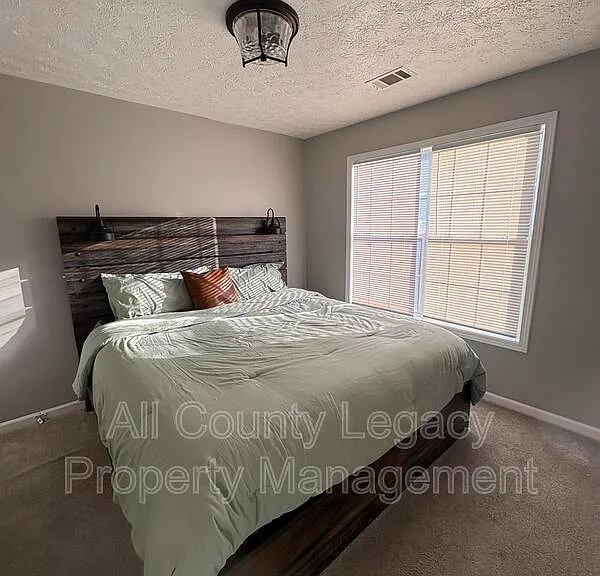 3022 Winding Grove Dr — Photo 11