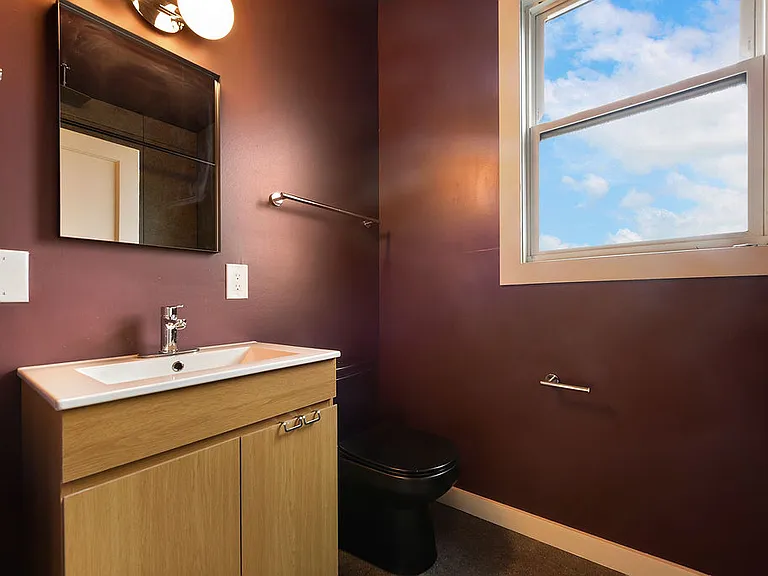 3317 Main St #5 — Photo 8