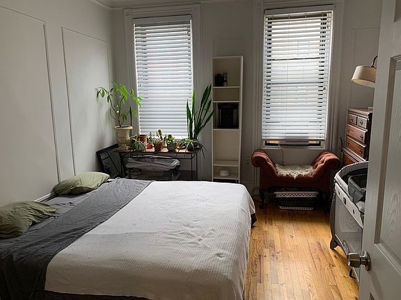 2nd image of 839 Willow Ave APT 3