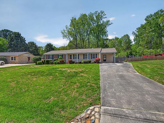 5th image of 4905 Reigal Wood Rd