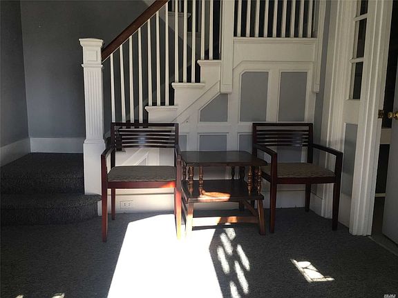 2nd image of 708 Glen Cove Ave