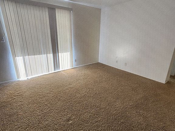 2nd image of 1003 S State Fair Blvd #11400778