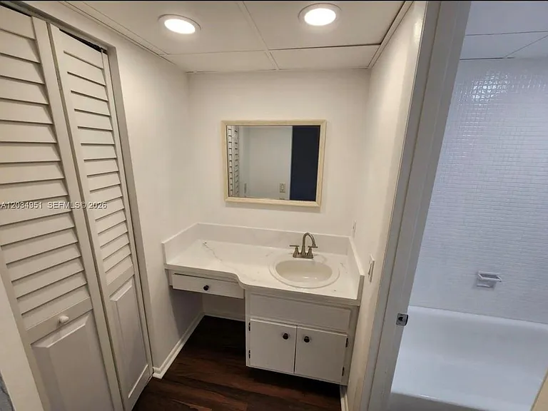 3061 NW 47th Ter #327B — Photo 7