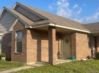 1003 SW 25th St, Moore, OK 73170