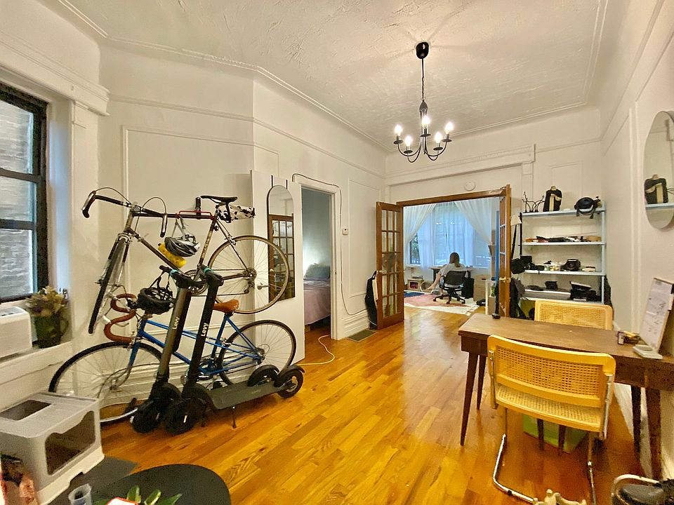 1st image of 1061 Bergen St APT 2