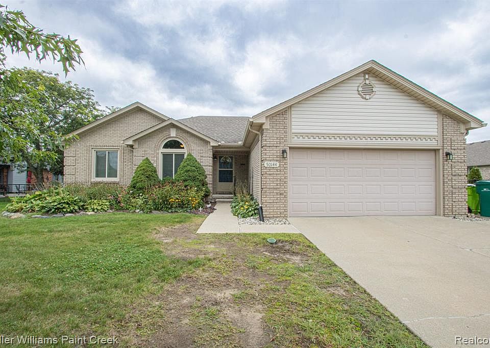 50144 Riverside Dr, MI 48044 Zillow