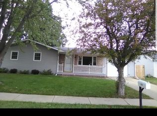 105 Keigher Dr, Manteno, IL 60950