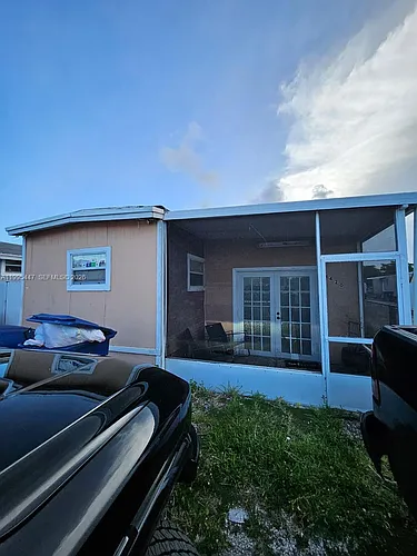 1420 SW 129th Ct #1 Photo 1