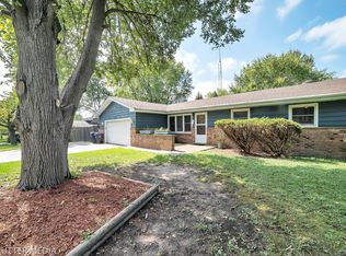 38282 N Russell Ave, Beach Park, IL 60087