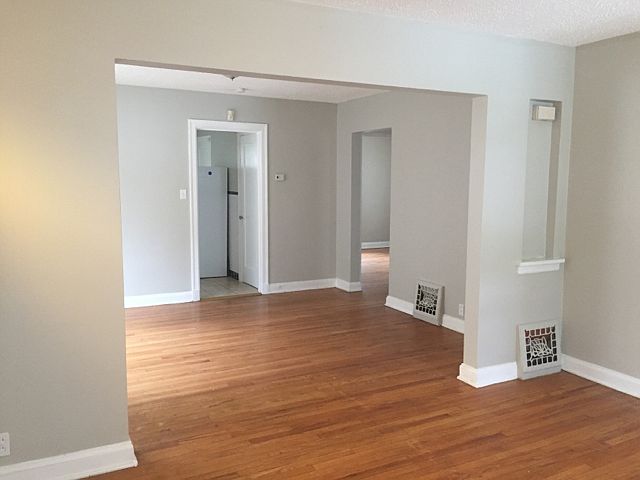 2nd image of 8304 Monroe Ave