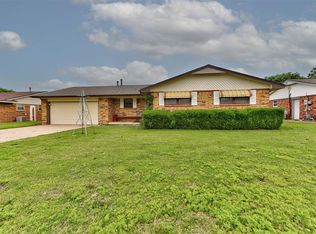 2725 S Estate Dr, El Reno, OK 73036