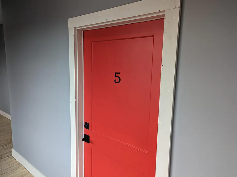 116 N College Ave #5 — Photo 2