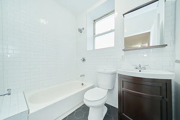 Rented by Living New York | media 22