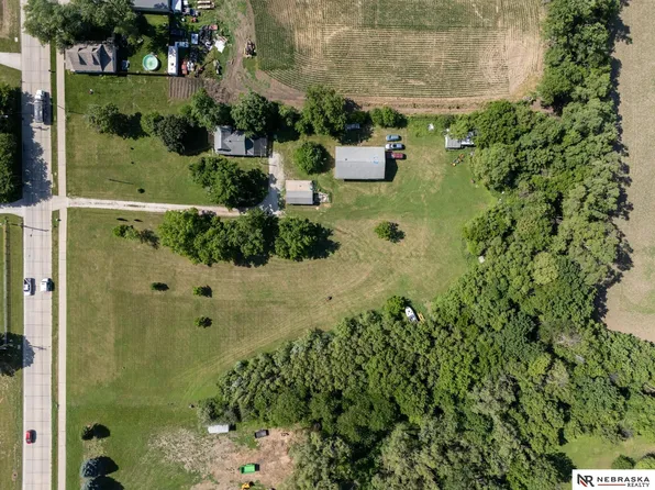 715 S 10th St, Blair, NE 68008